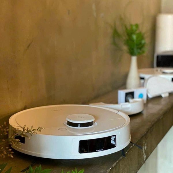 Robot hút bụi